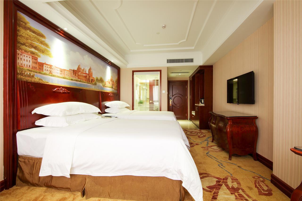Vienna Hotel - Da Ju Yuan Branch Шеньчжень Екстер'єр фото