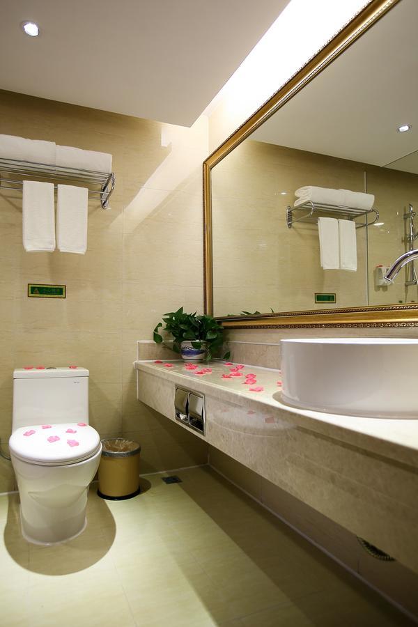 Vienna Hotel - Da Ju Yuan Branch Шеньчжень Екстер'єр фото