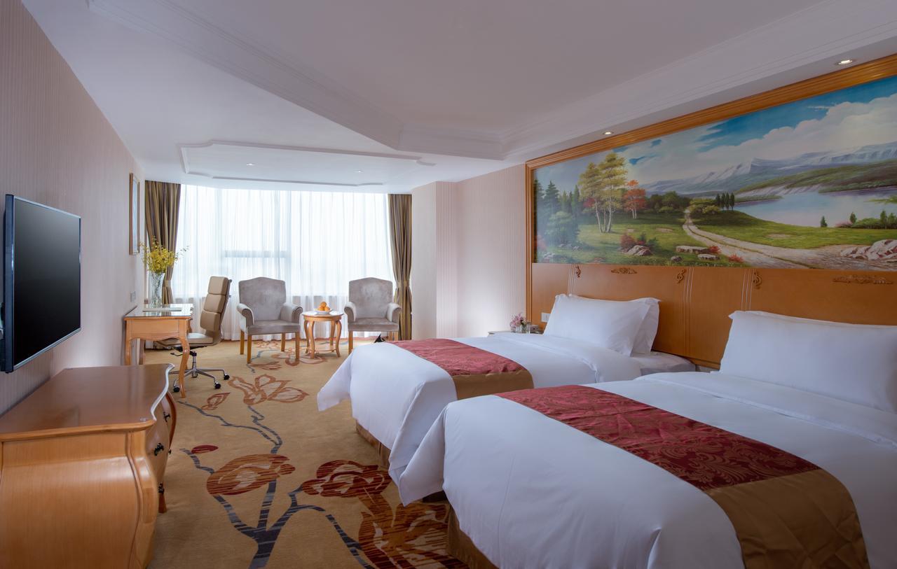 Vienna Hotel - Da Ju Yuan Branch Шеньчжень Екстер'єр фото