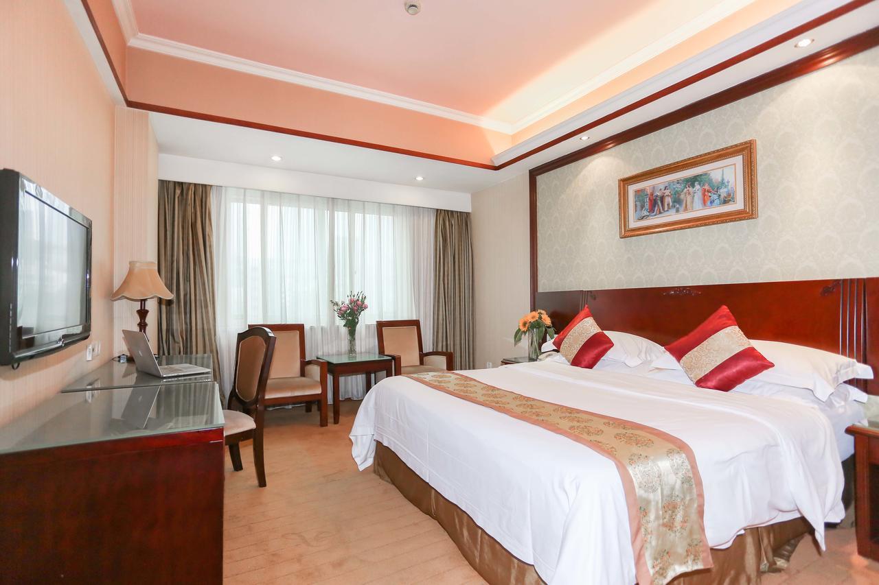 Vienna Hotel - Da Ju Yuan Branch Шеньчжень Екстер'єр фото
